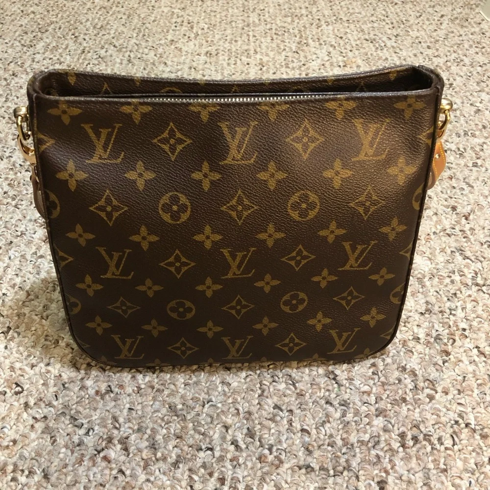 Louis Vuitton Looping MM - Picture 3 of 14